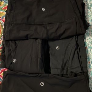 4 pairs of Lululemon crop black leggings